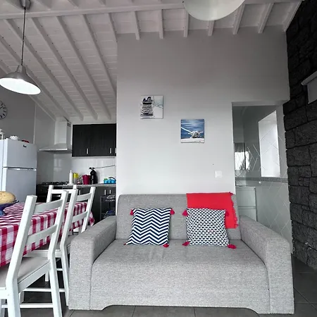 펜션 Cantinho Dos Cagarros *